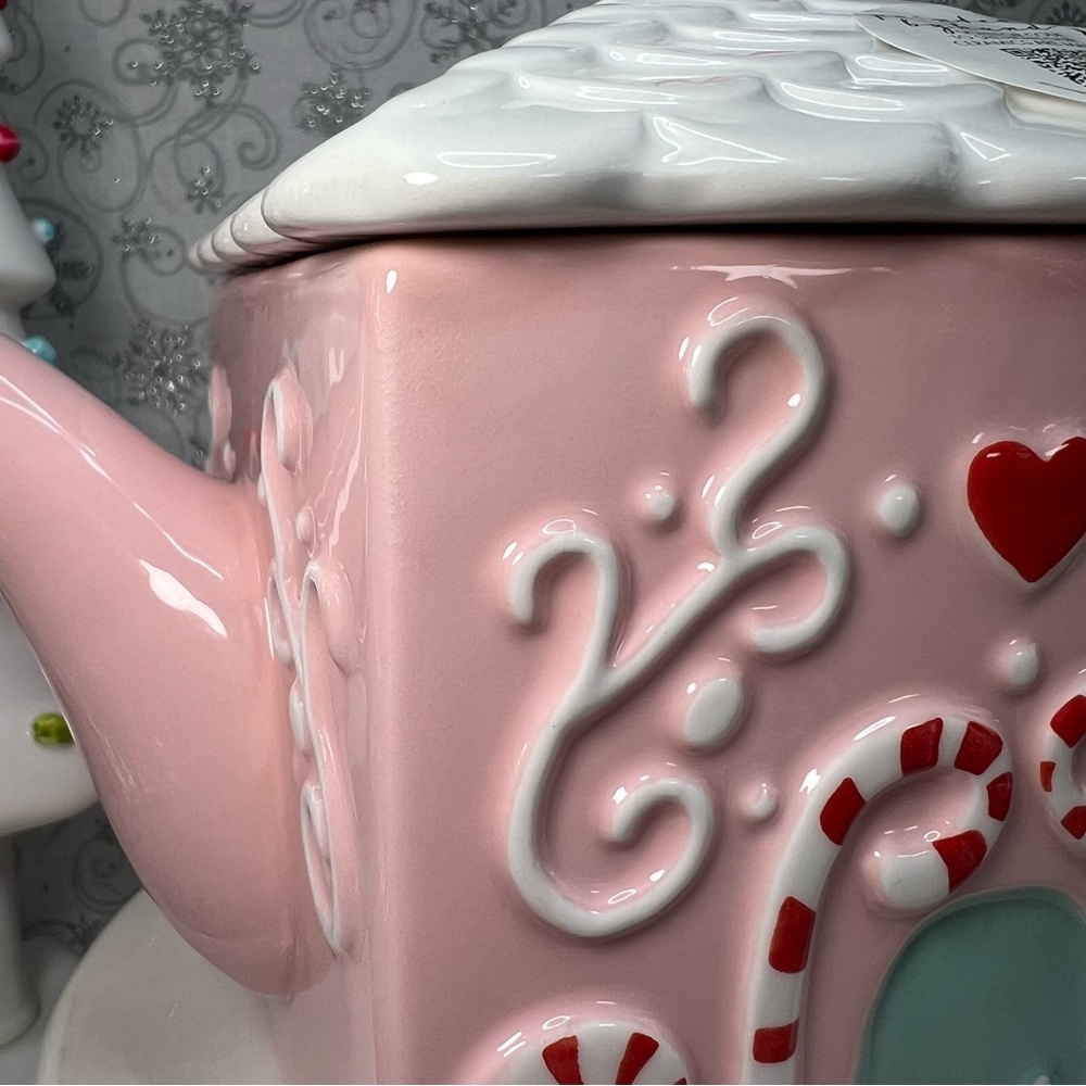 LANG Christmas Pale Pink Peppermint Gingerbread Candy Cane Ceramic Xmas Teapot - Picture 10 of 12